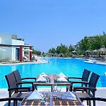 Labranda Miraluna Village 5* Kiotari