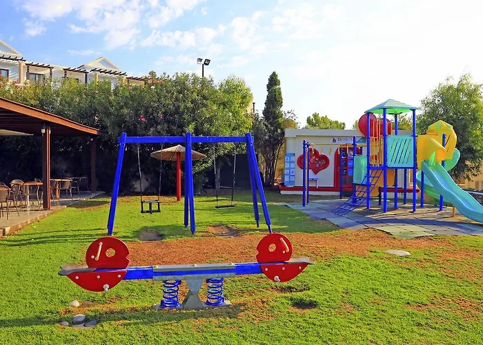 Labranda Miraluna Village Hotell