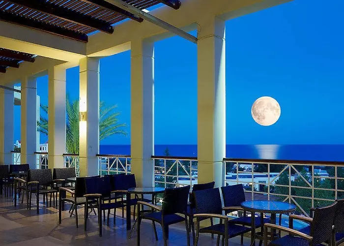 Labranda Miraluna Village ホテル 5*